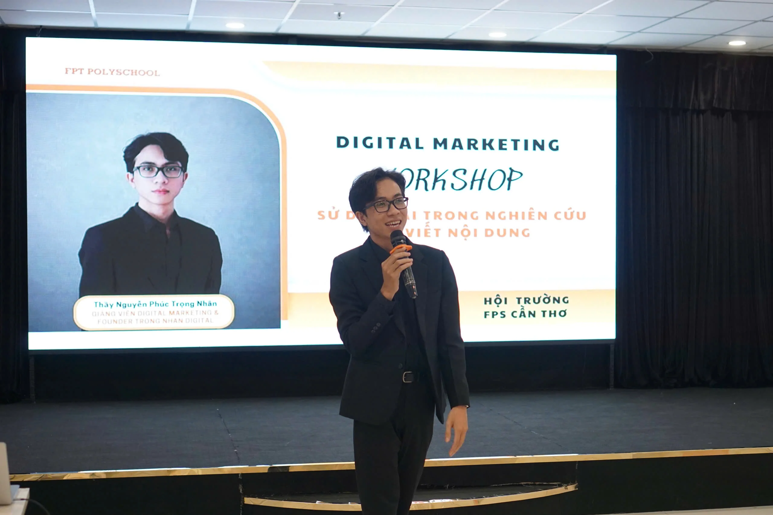 Nhân giới thiệu Workshop AI SEO FPT Polyschool